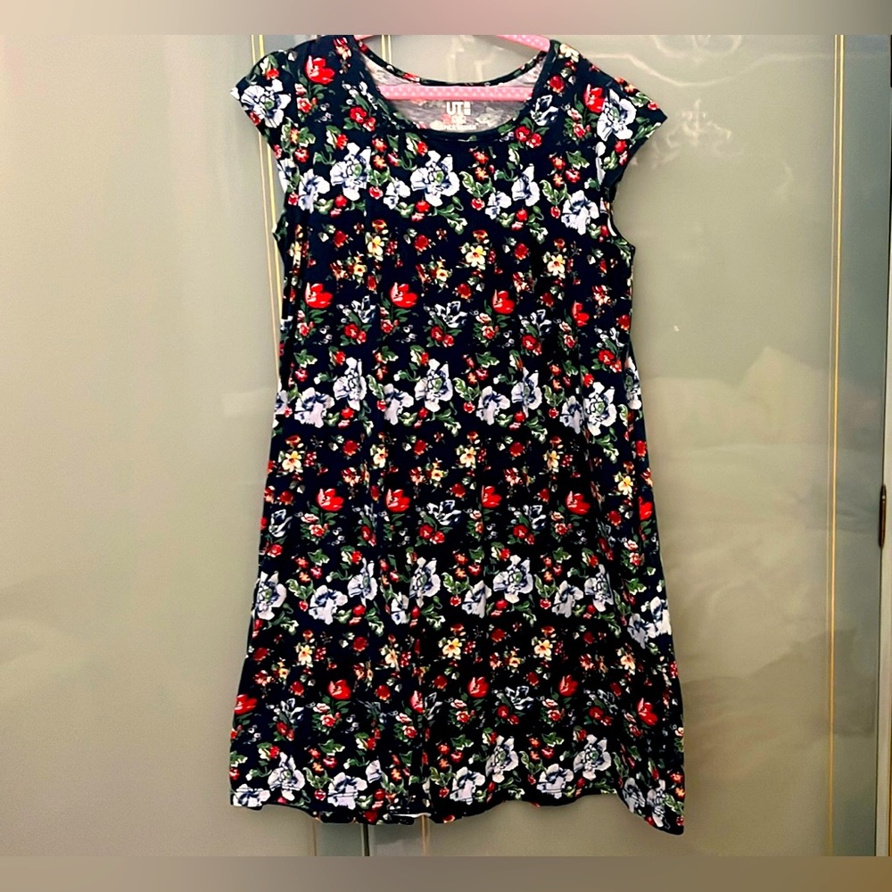 Uniqlo NWT Navy blue A-line Casual Dress with Flutter Cap Sleeves